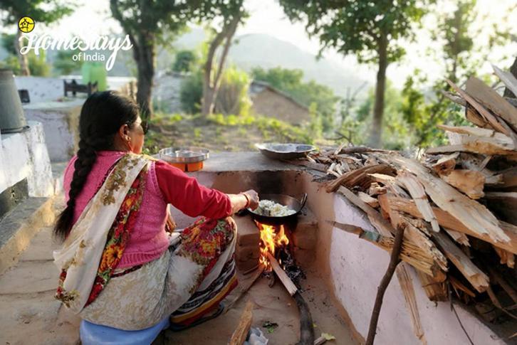 Dwarahat Village Farmstay- Babaji'S Cave Экстерьер фото