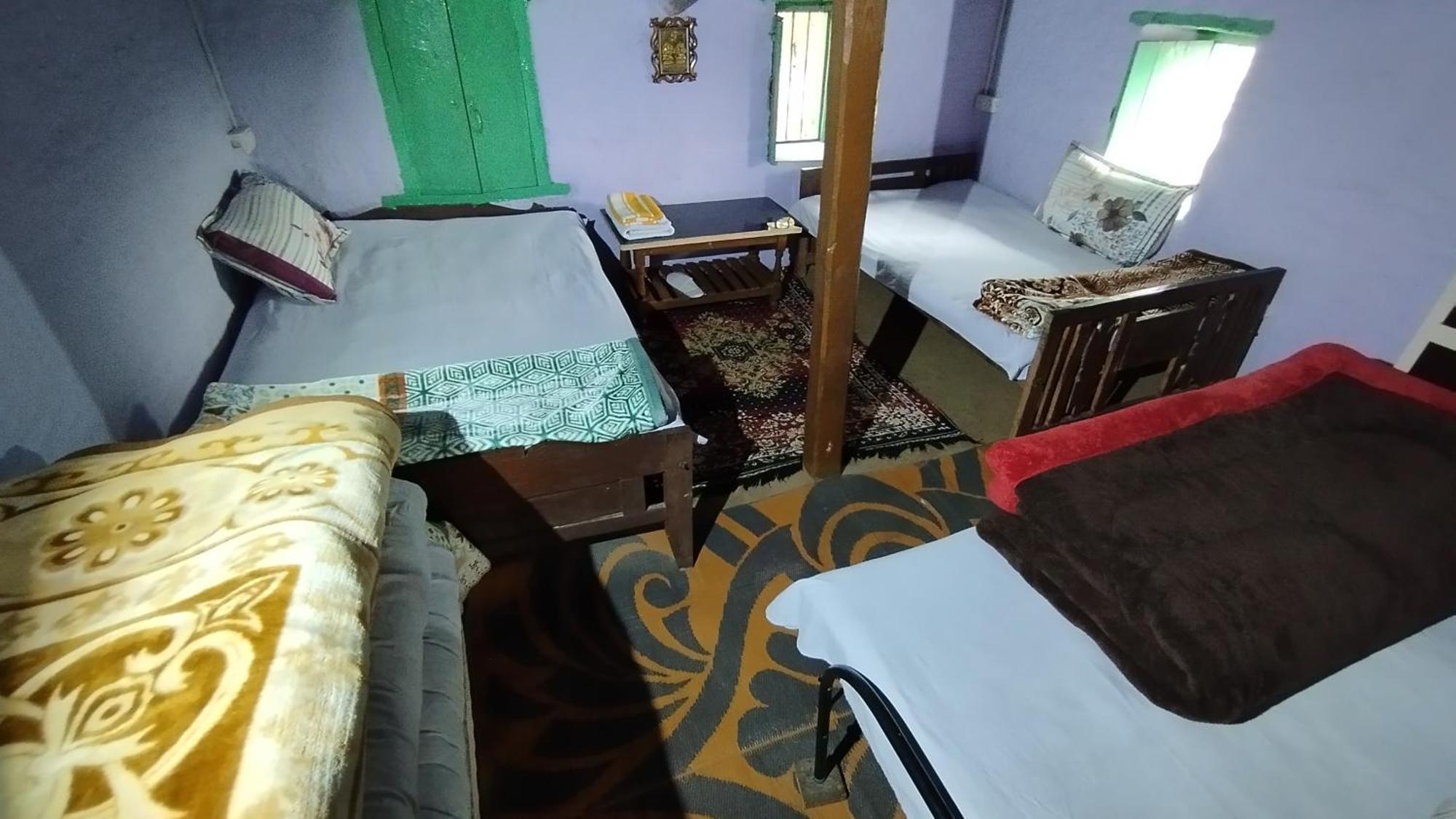 Dwarahat Village Farmstay- Babaji'S Cave Номер фото